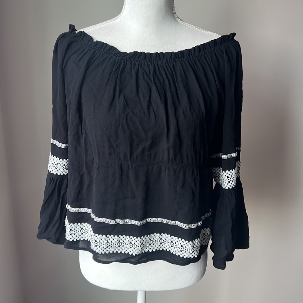 Storm on/off Shoulder Top with Trumpet Sleeves